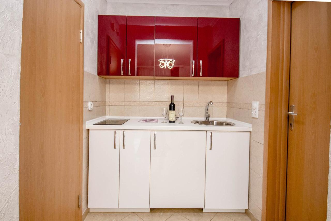 Ani Apartmani Dobra Voda Exterior foto