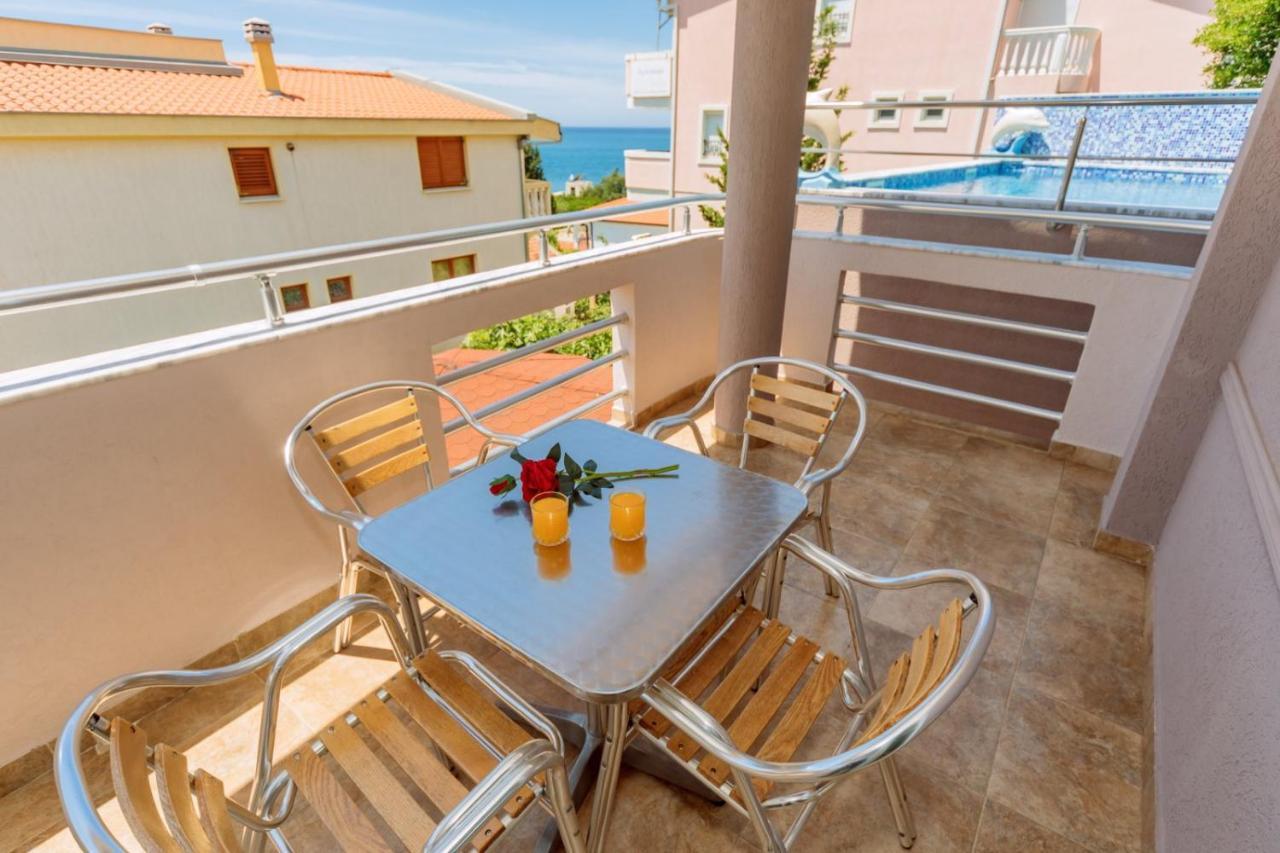 Ani Apartmani Dobra Voda Exterior foto